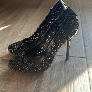 Black BCBG stiletto heels